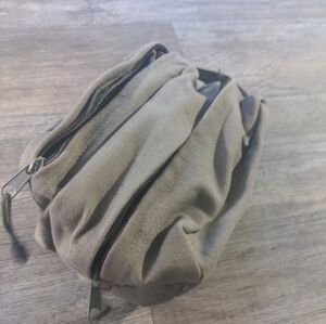 Gray Toiletry Bag with Durable‎ Canvas Material